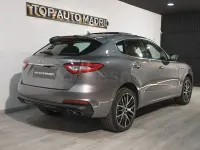 Usado Maserati Levante 275 CV (202 kW) 2021 Gris / plata SUV