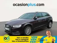 Usado Audi A3 Sportback Ambiente 150 CV (110 kW) 2013 Rojo Utilitario