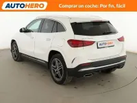 Usado Mercedes GLA250 AMG line 218 CV (160 kW) 2023 Blanco SUV
