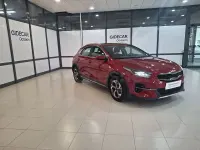 Usado Kia XCeed 120 CV (88 kW) 2022 Granate SUV