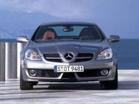 Usado Mercedes SLK200 184 CV (135 kW) 2008 Gris Descapotable