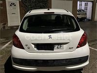 Usado Peugeot 207 70 CV (51 kW) 2008 Blanco Berlina