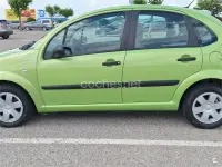 Usado Citroën C3 61 CV (44 kW) 2005 Verde Berlina