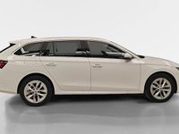 Uusi Skoda Octavia 116 HP (85 kW) 2025 Valkoinen Farmari
