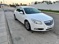 Usado Opel Insignia Business 130 CV (95 kW) 2013 Blanco Familiar