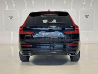 Usado Volvo XC60 R-Design 235 CV (172 kW) 2018 Negro SUV