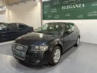 Usado Audi A3 Sportback Ambiente 115 CV (84 kW) 2006 Azul Utilitario