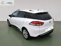 Usado Renault Clio Zen 90 CV (66 kW) 2018 Blanco Familiar