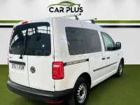 Usado VW Caddy Trendline 122 CV (89 kW) 2018 Blanco Monovolumen