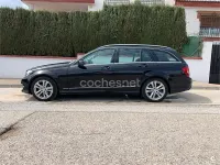 Usado Mercedes C200 136 CV (100 kW) 2013 Negro Familiar