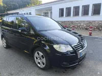 Usado VW Touran Highline 140 CV (102 kW) 2008 Negro Monovolumen