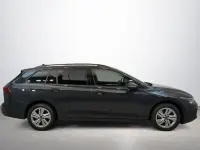 Usado VW Golf VIII Life 115 CV (84 kW) 2022 Familiar