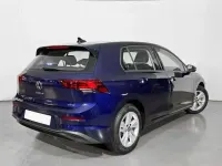 Usado VW Golf VIII 110 CV (80 kW) 2023 Azul Berlina