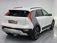 Usado Kia Niro 141 CV (103 kW) 2024 Blanco SUV