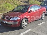 Usado Renault Mégane Cabriolet Dynamique 120 CV (88 kW) 2005 Granate Descapotable