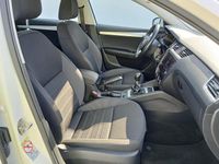 Usado Skoda Octavia Ambition 115 CV (84 kW) 2020 Blanco