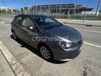 Usado Seat Ibiza CONNECT 105 CV (77 kW) 2016 Gris / plata Berlina