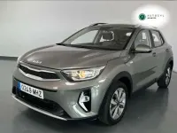 Usado Kia Stonic 84 CV (61 kW) 2023 Verde SUV
