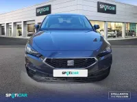 Käytetty Seat Leon Style 117 HP (86 kW) 2025 Harmaa Sedan