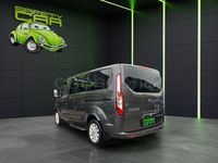 Usado Ford Tourneo Titanium 130 CV (95 kW) 2019 Gris / plata Monovolumen