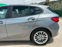 Usado BMW 116 Comfort Edition 116 CV (85 kW) 2023 Gris / plata Utilitario