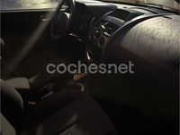 Usado Renault Mégane Dynamique 80 CV (58 kW) 2002 Rojo Berlina