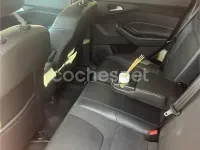 Usado Ford Focus Titanium 115 CV (84 kW) 2012 Rojo Berlina