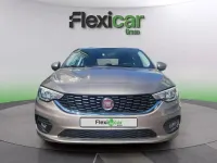 Usado Fiat Tipo Lounge 95 CV (69 kW) 2018 Beige Berlina