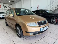 Usado Skoda Fabia Comfort 75 CV (55 kW) 2001 Marrón Berlina