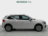 Usado Skoda Kamiq Ambition 110 CV (80 kW) 2022 Blanco SUV