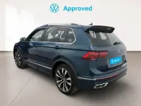 Begagnad VW Tiguan R-line 150 HK (110 kW) 2022 Blå SUV