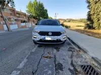 Usado VW T-Roc Advance 150 CV (110 kW) 2018 Gris / plata SUV
