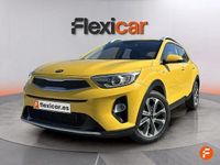 Usado Kia Stonic 100 CV (73 kW) 2018 Amarillo SUV