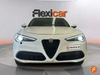 Usado Alfa Romeo Stelvio Sprint 200 CV (147 kW) 2021 Blanco SUV