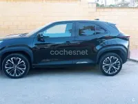 Usado Toyota Yaris Cross Active 116 CV (85 kW) 2022 Negro SUV