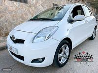 Usado Toyota Yaris Life 90 CV (66 kW) 2010 Blanco Berlina