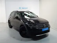 Usado VW Tiguan Sportline 150 CV (110 kW) 2022 Negro SUV