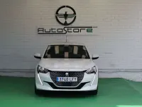 Usado Peugeot e-208 Allure 100 kW (136 CV) 2020 Blanco Utilitario