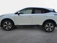 Usado Nissan Qashqai N-Connecta 190 CV (139 kW) 2023 Lunar white con techo midnight SUV