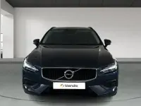 Usado Volvo V60 Momentum 197 CV (144 kW) 2021 Negro Familiar