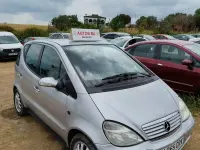 Usado Mercedes A200 Elegance 140 CV (102 kW) 2005 Gris / plata Monovolumen