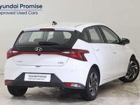 Usado Hyundai i20 101 CV (74 kW) 2023 Atlas white Utilitario