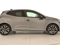 Usado Renault Clio V Techno 100 CV (73 kW) 2025 Gris Berlina