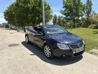 Usado VW Eos Individual 140 CV (102 kW) 2006 Azul Descapotable