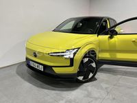 Usado Volvo EX30 Plus 200 kW (272 CV) 2024 Amarillo SUV