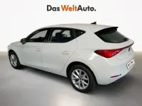 Usado Seat Leon Style 115 HP (84 kW) 2023 Branco Sedan