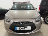 Usado Hyundai ix20 90 CV (66 kW) 2018 Beige Utilitario