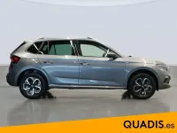 Usado Skoda Kamiq Selection 115 CV (84 kW) 2025 Gris SUV