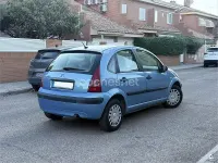Usado Citroën C3 Exclusive 92 CV (67 kW) 2003 Azul Berlina