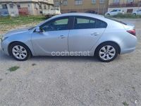 Usado Opel Insignia Selective 120 CV (88 kW) 2014 Gris / plata Berlina